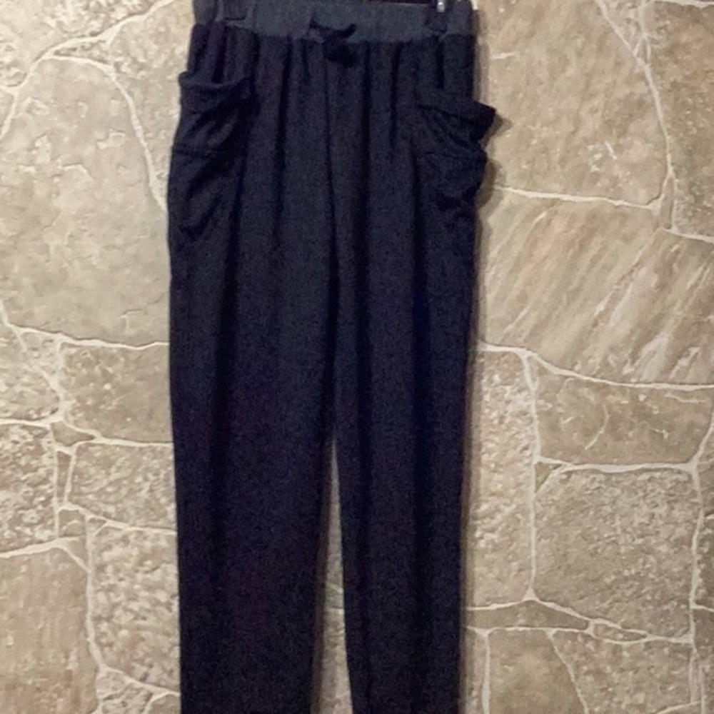 Zacard Joggers.      W3